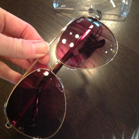 NEW! Quay Vivienne sunnies main image 11